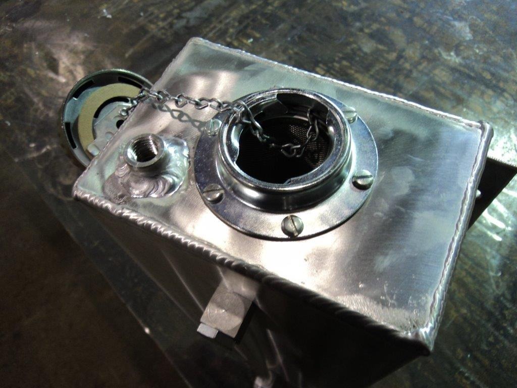 Glycol / Oil Tank – photo 3