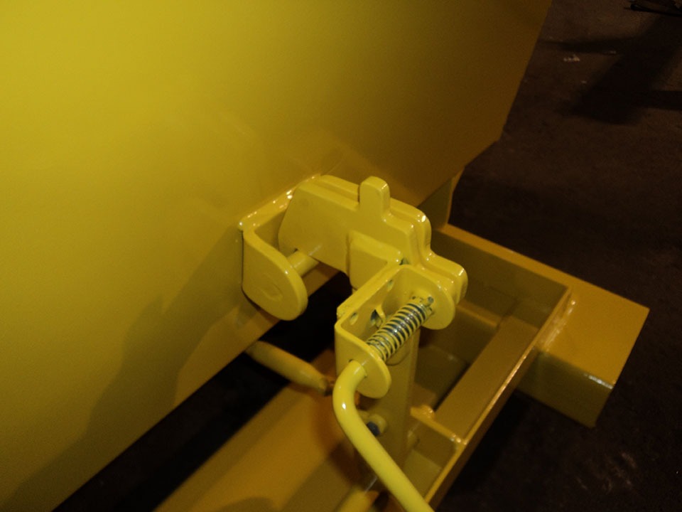 Self Dumping Bin – photo 2