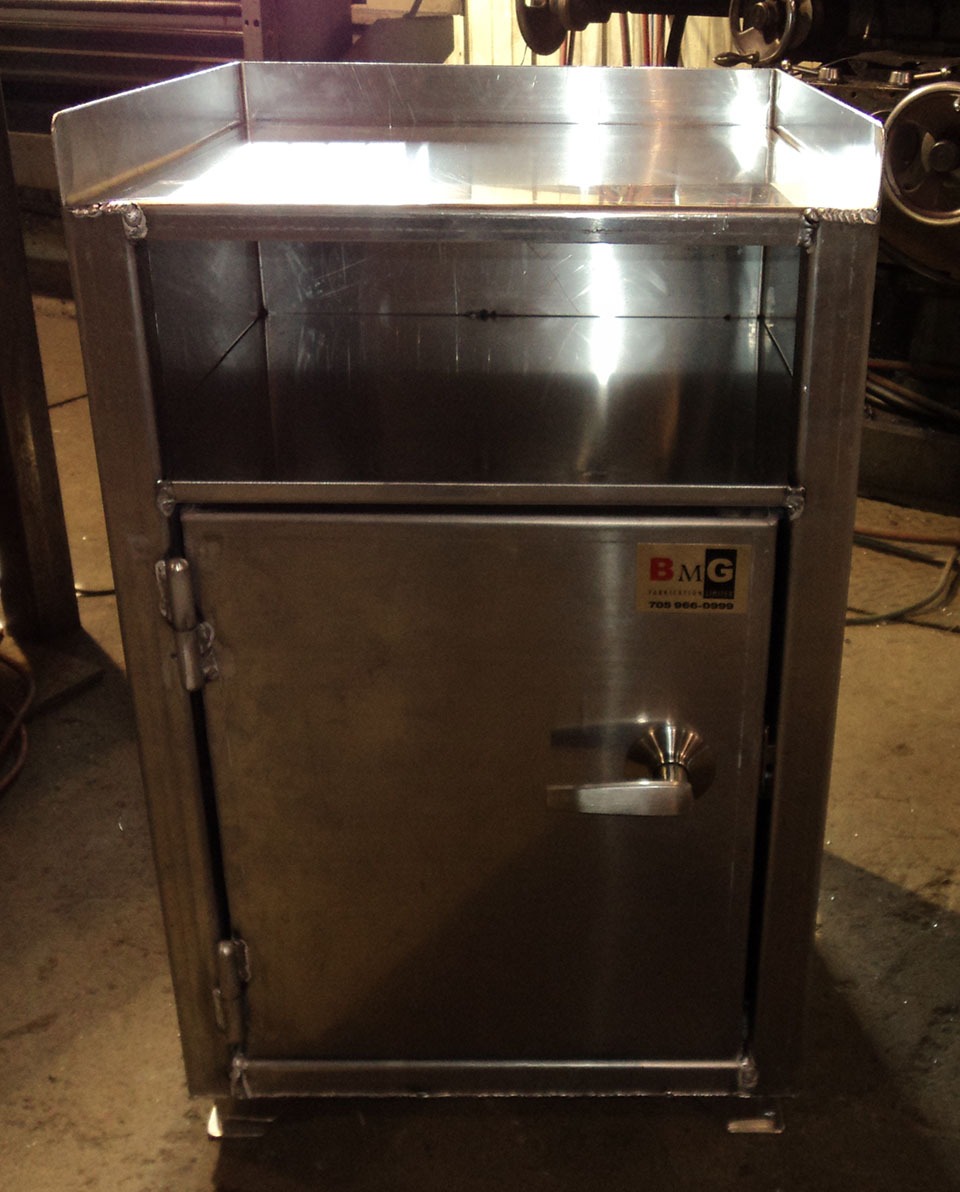 Computer Cabinet – photo 1