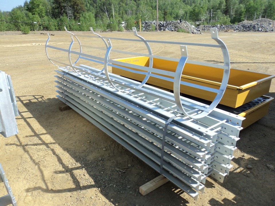 8-foot Inclined Manway – photo 4