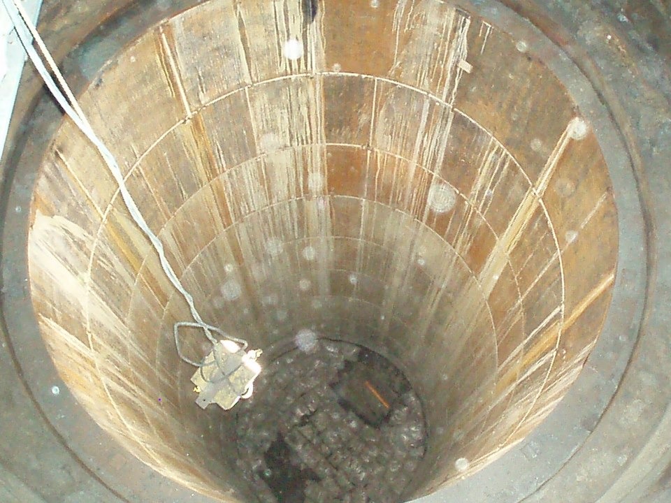 Bins – photo 2