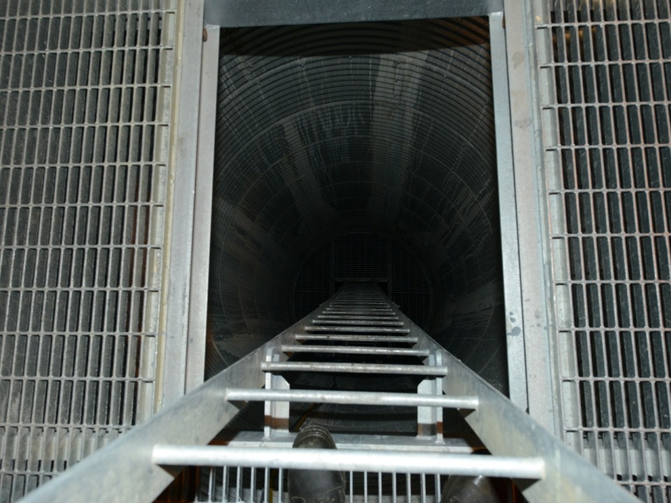 8-foot Vertical Manway – photo 4