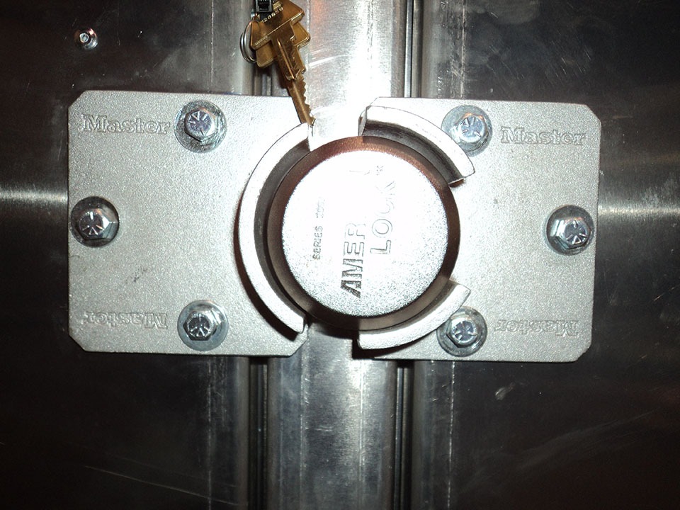 2-Door Aluminum Cabinet – photo 4