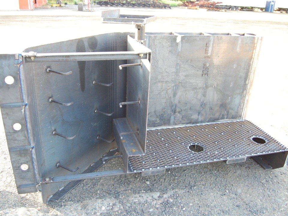 Remote Mucking Stand - Standard – photo 1