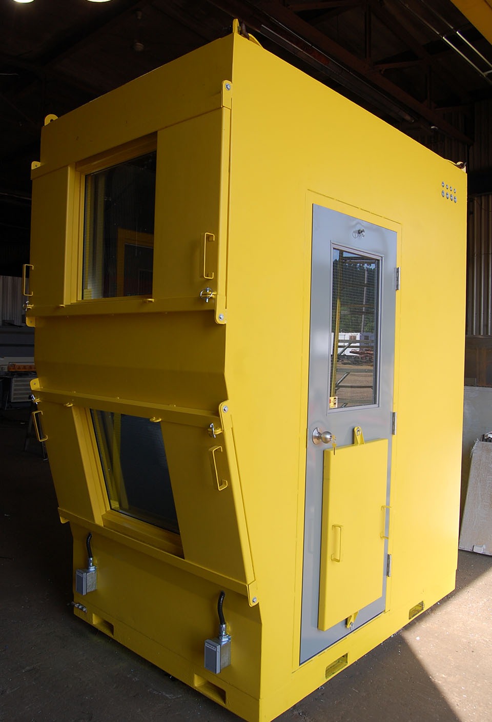 Crusher Booth – photo 2